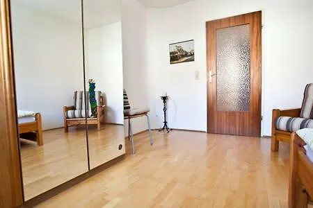 Next To Oktoberfest In A Shared 3 Habitación en casa particular *
